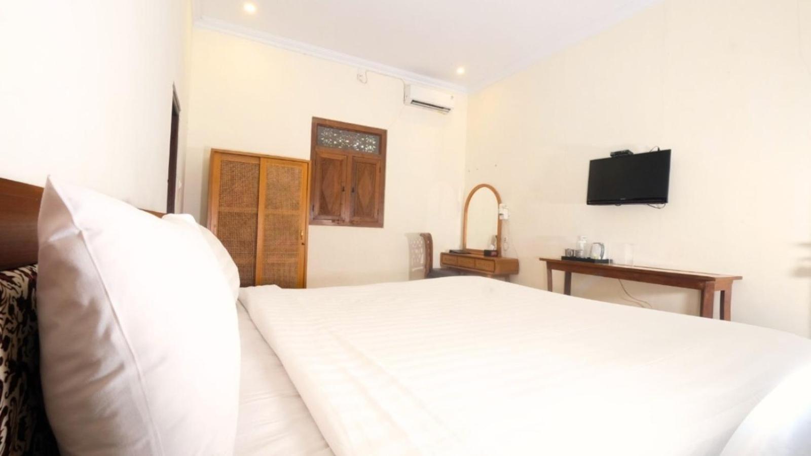 The Mangkoro Hotel By Sinergi Baturetno Esterno foto