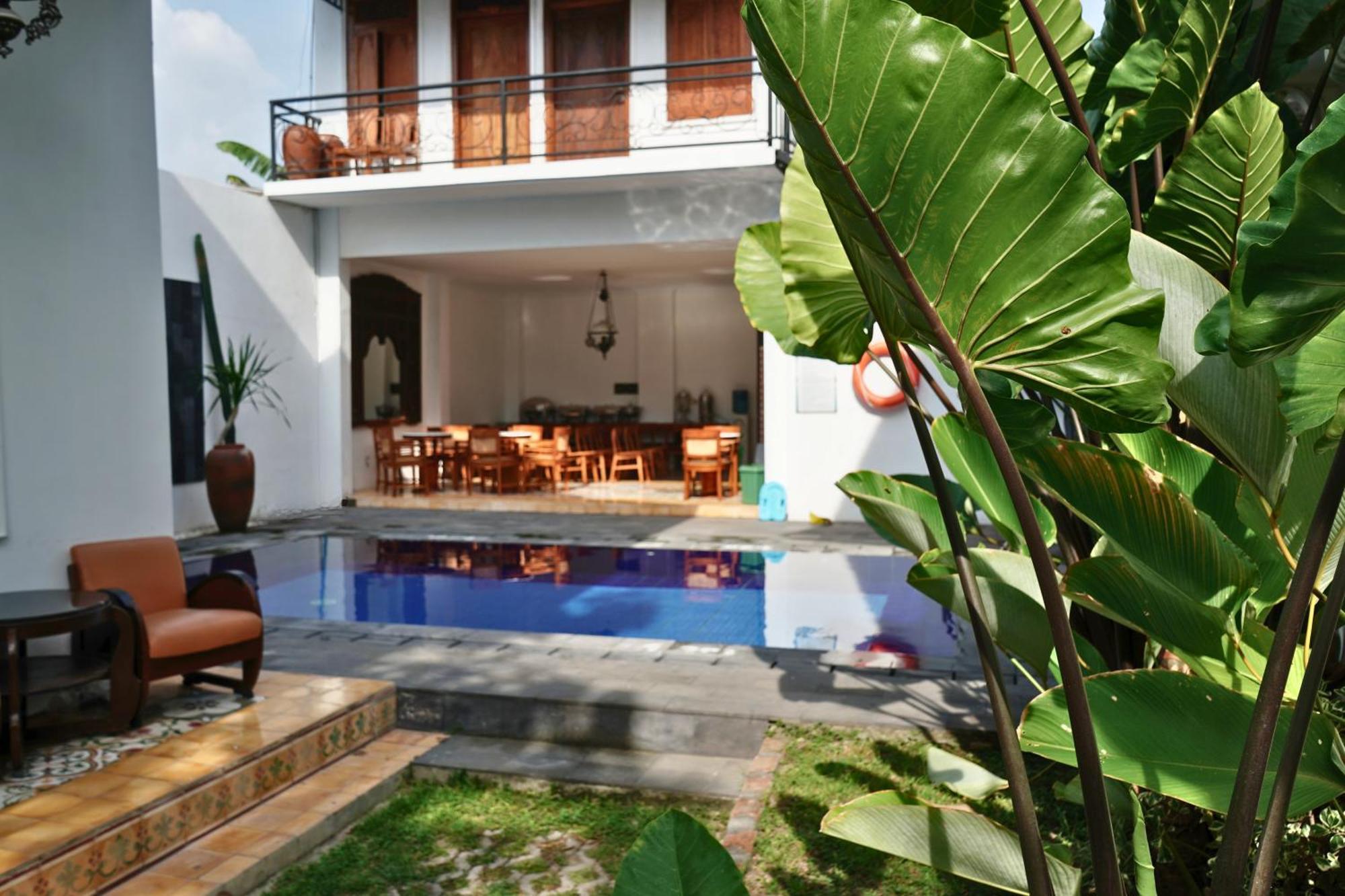 The Mangkoro Hotel By Sinergi Baturetno Esterno foto