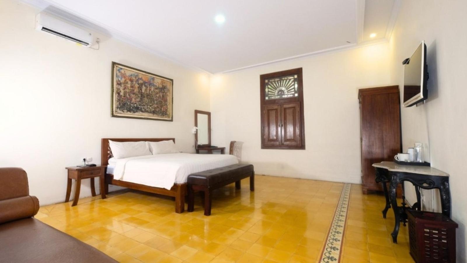 The Mangkoro Hotel By Sinergi Baturetno Esterno foto